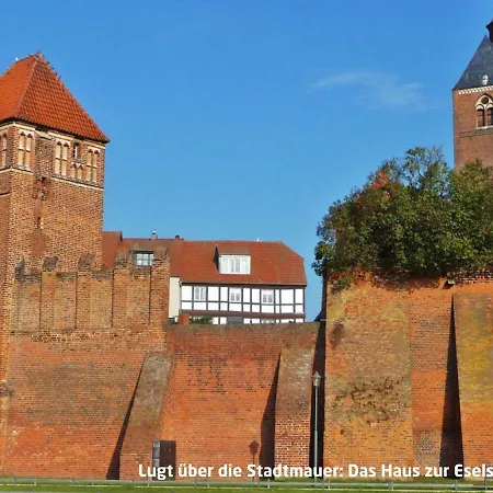 Ferienwohnung Haus zur Eselsbrücke Tangermünde Exterior foto